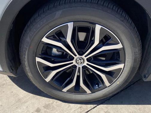 2026 Toyota Crown XLE