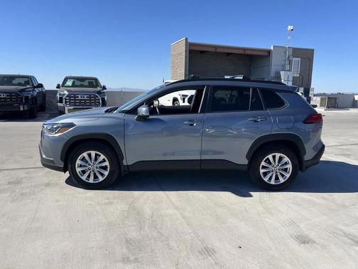 2023 Toyota Corolla Cross LE