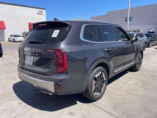 2025 Kia Telluride S