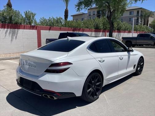 2022 Genesis G70 2.0T RWD