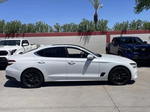 2022 Genesis G70 2.0T RWD