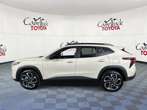 White Sands 2026 Chevrolet Trax FWD 2RS