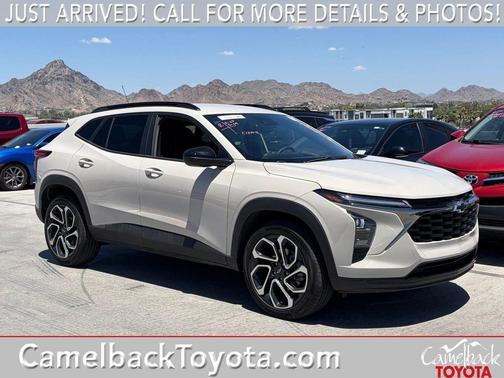 White Sands 2026 Chevrolet Trax FWD 2RS