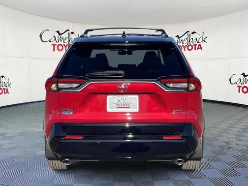 2025 Toyota RAV4 Hybrid SE