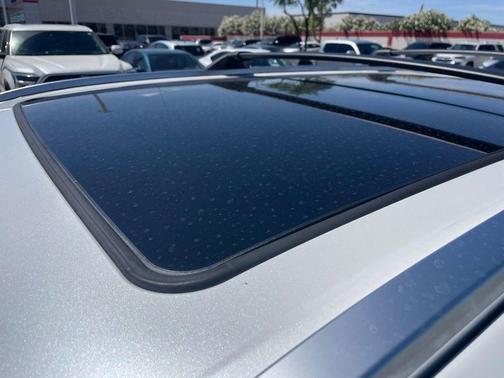 Wind Chill Pearl 2024 Toyota Highlander Hybrid Platinum