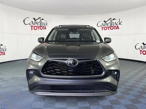 2023 Toyota Highlander Platinum