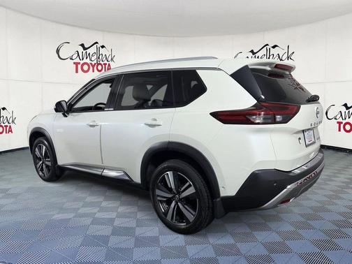 Pearl White Tricoat 2022 Nissan Rogue Platinum