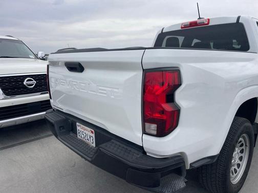 Summit White 2024 Chevrolet Colorado WT