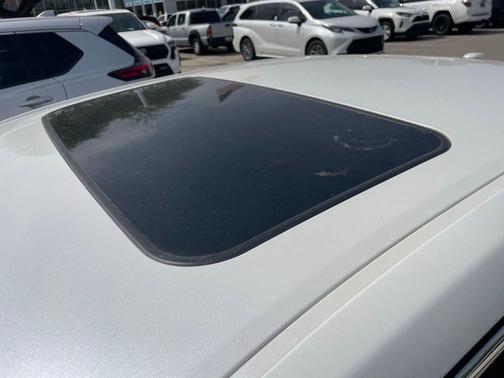 Blizzard Pearl 2015 Toyota Avalon XLE Premium