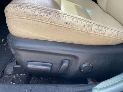 Blizzard Pearl 2015 Toyota Avalon XLE Premium