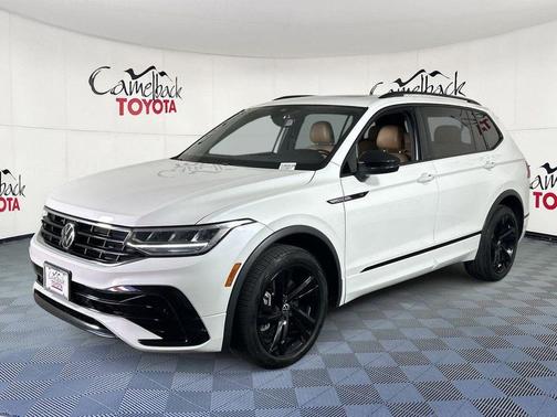 Opal White Pearl 2023 Volkswagen Tiguan 2.0T SE R-Line Black 4MOTION