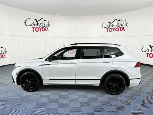 Opal White Pearl 2023 Volkswagen Tiguan 2.0T SE R-Line Black 4MOTION