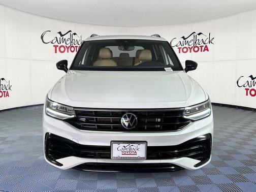 Opal White Pearl 2023 Volkswagen Tiguan 2.0T SE R-Line Black 4MOTION