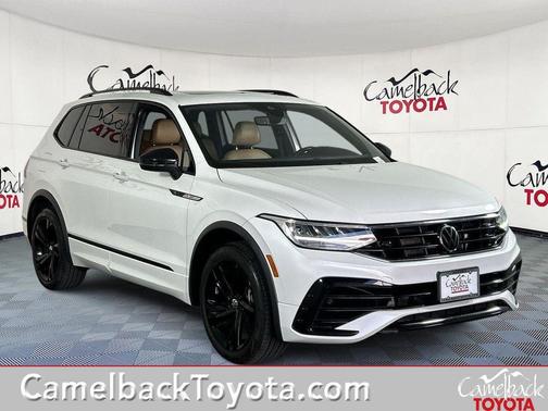 Opal White Pearl 2023 Volkswagen Tiguan 2.0T SE R-Line Black 4MOTION