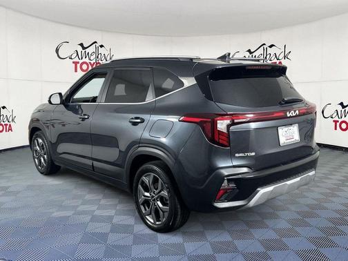 Gravity Gray 2024 Kia Seltos S