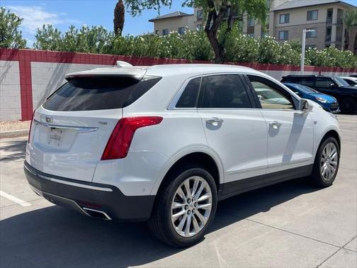 2017 Cadillac XT5 Platinum