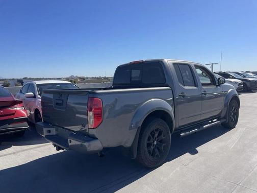 2021 Nissan Frontier SV
