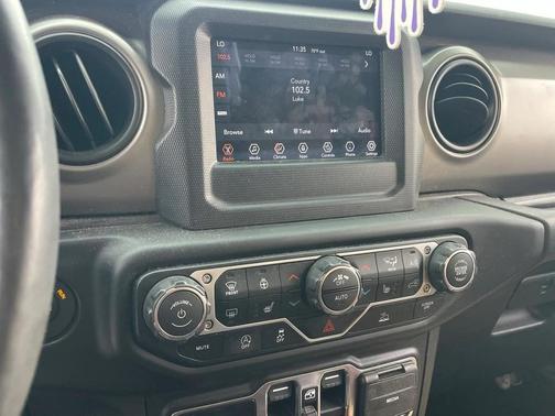 2020 Jeep Gladiator Sport S