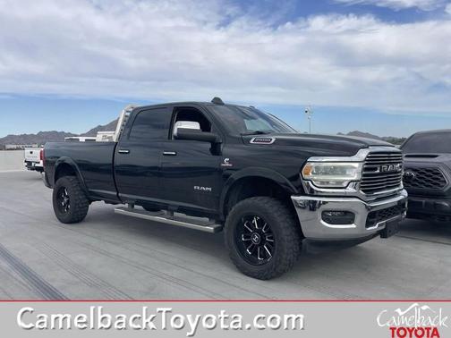 2019 RAM 2500 Laramie Crew Cab 4x4 8' Box