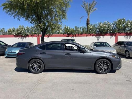 2023 Lexus ES 350 Base