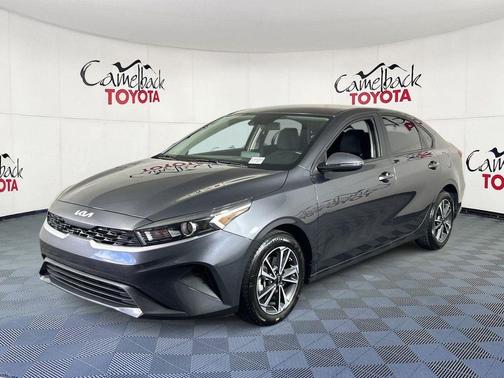 Gravity Gray 2024 Kia Forte LXS