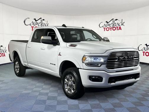 2019 RAM 2500 Laramie Crew Cab 4x4 6'4' Box
