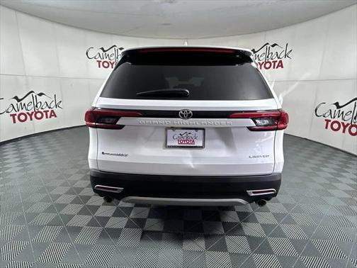 2024 Toyota Grand Highlander Hybrid Limited MAX