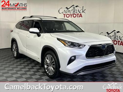 2022 Toyota Highlander Hybrid Platinum