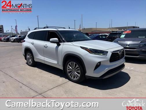 2022 Toyota Highlander Hybrid Platinum