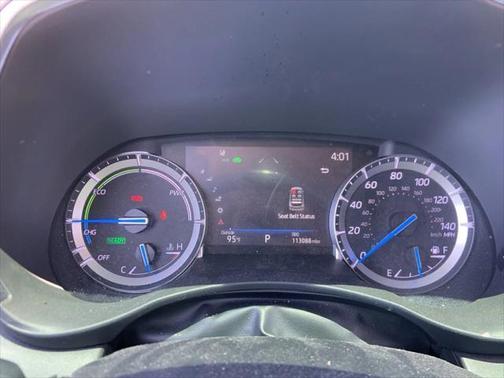 2022 Toyota Highlander Hybrid Platinum