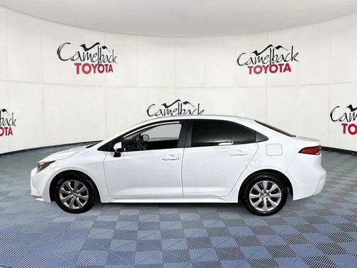 Ice Cap 2025 Toyota Corolla LE