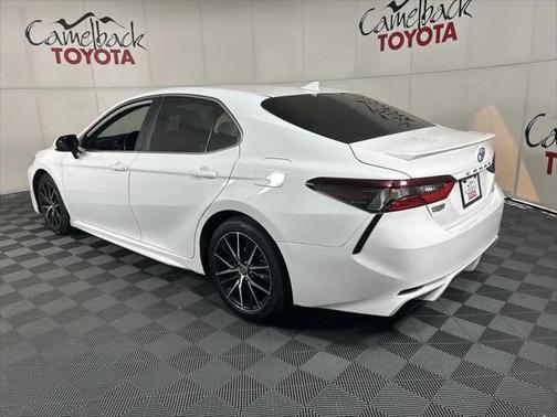 2021 Toyota Camry SE