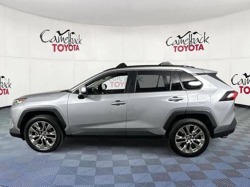 2020 Toyota RAV4 XLE Premium