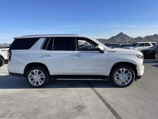 2023 Chevrolet Tahoe 4WD High Country