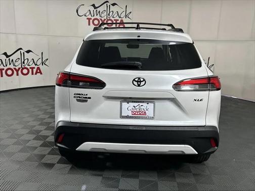 2025 Toyota Corolla Cross XLE