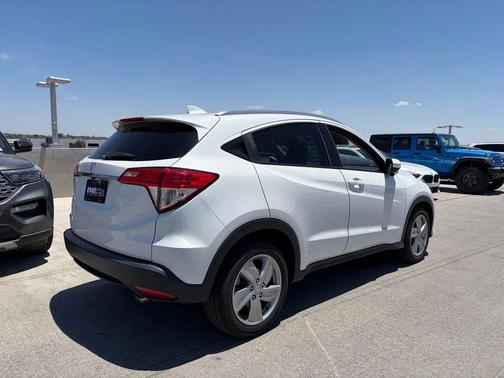 Platinum White Pearl 2019 Honda HR-V EX-L
