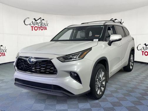 2022 Toyota Highlander Hybrid Limited