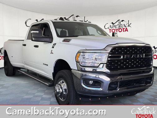 Bright White Clearcoat 2024 RAM 3500 Big Horn Crew Cab 4x4 8' Box