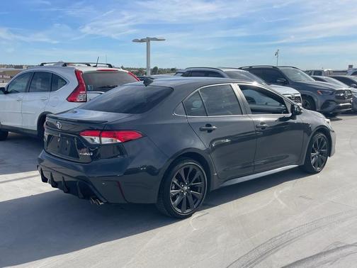 2024 Toyota Corolla Hybrid SE