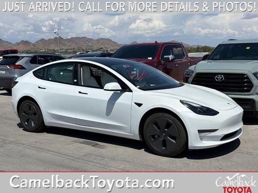 Pearl White Multi-Coat 2023 Tesla Model 3 Standard Range