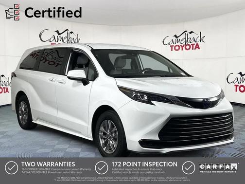 2025 Toyota Sienna LE