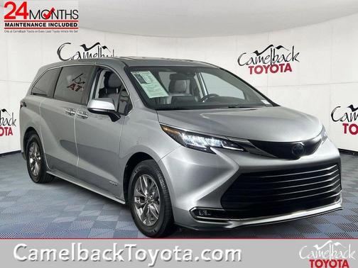 2021 Toyota Sienna XLE 8 Passenger