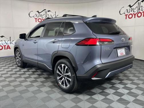 2025 Toyota Corolla Cross XLE
