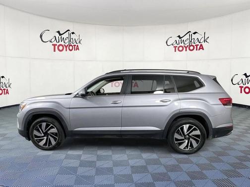 2024 Volkswagen Atlas 2.0T SE w/Technology 4MOTION