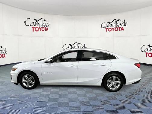 2022 Chevrolet Malibu FWD LT