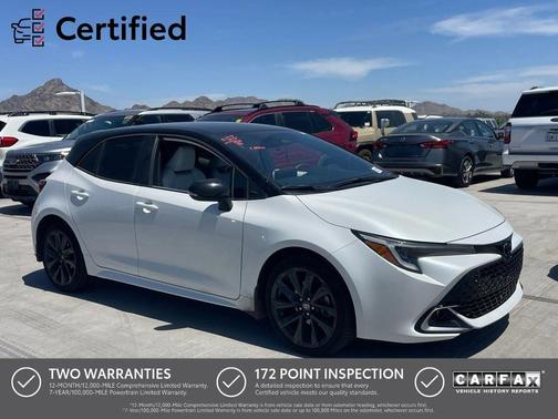 Wind Chill Pearl/Midnight Black Metallic 2025 Toyota Corolla XSE