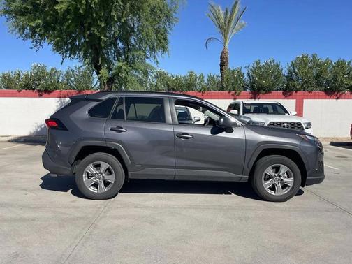 2024 Toyota RAV4 Hybrid LE