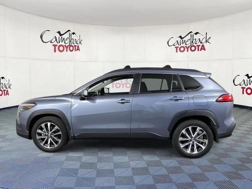 2023 Toyota Corolla Cross XLE