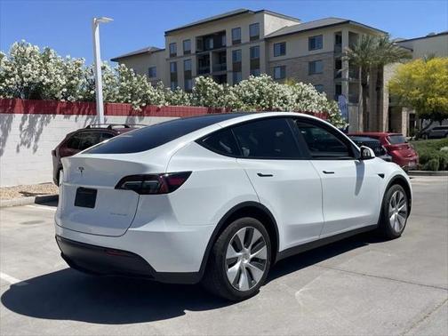 2023 Tesla Model Y Long Range Dual Motor All-Wheel Drive