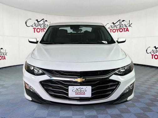 Summit White 2023 Chevrolet Malibu FWD 1LT